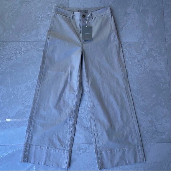 Everlane Wide-Leg Crop Chino - Picture 6 of 11